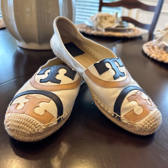 Tory Burch Canvas & Jute Espadrilles - Cream, Navy, Tan - sz 7 - Lightly Worn - Picture 8 of 8